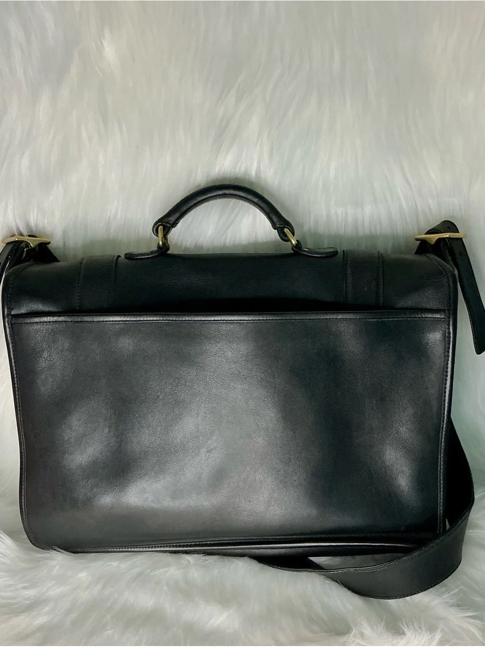 Black VTG Coach Leather Men's Messenger Bag - Classic Professional Carry